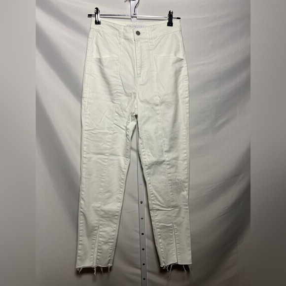 Tinseltown White Jeans Big Front Pockets Slits In Front - Picture 1 of 7